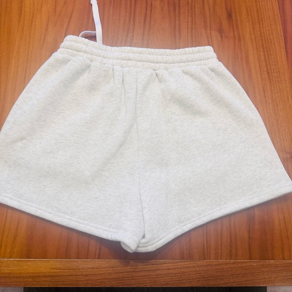 White Fox Boutique Light Gray Athletic Shorts NEVER WORN - Picture 2 of 4